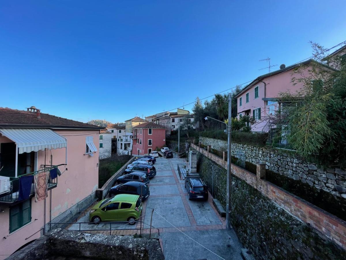 Valeriano Lunense Tra Alpi Apuane E Cinque Terre.. Casetta Renata! 빌라 외부 사진